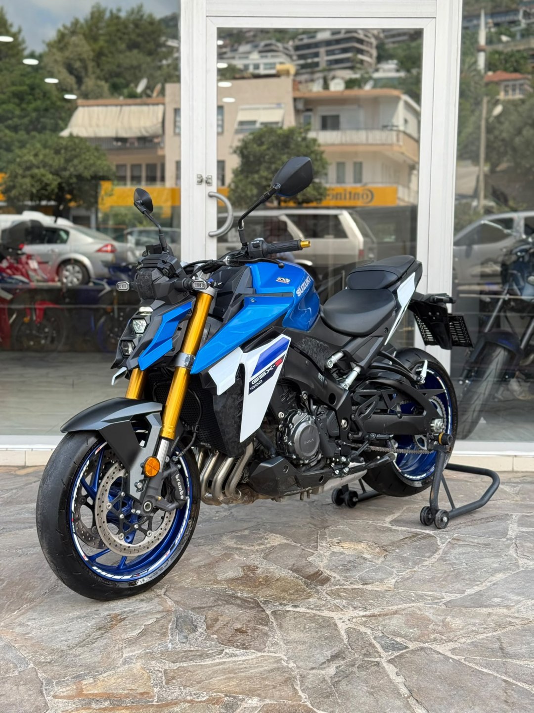 Vitrinden seçmeler 4